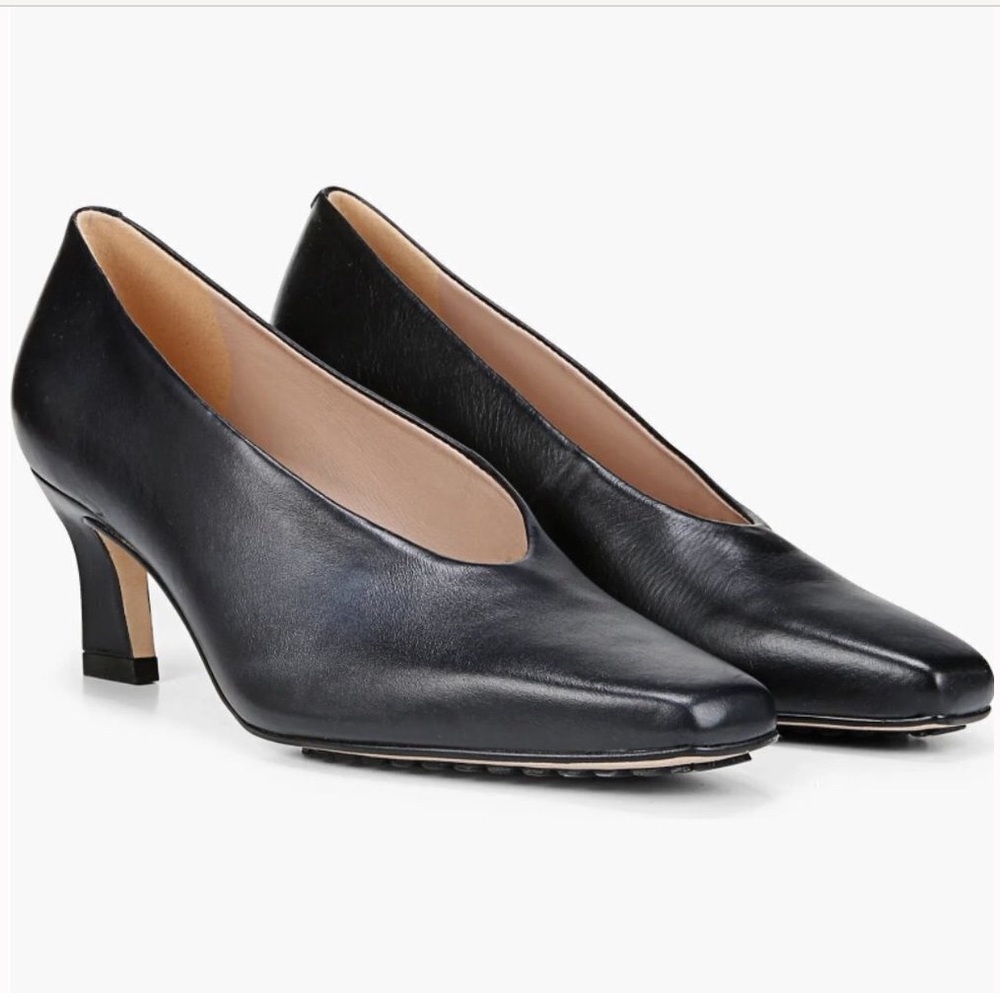 Naturalizer Black Heels Classic Leather Pumps